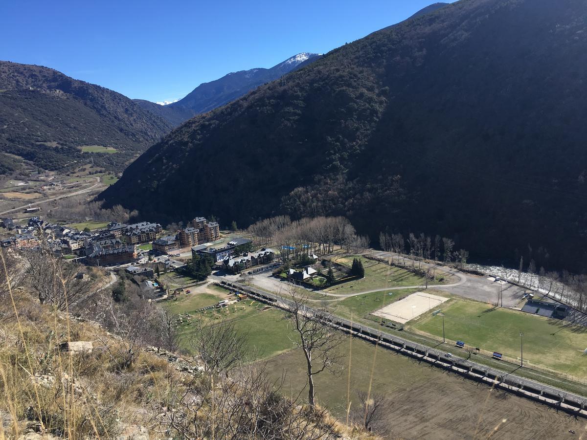 里亚尔普 Cal Quimet旅馆 外观 照片